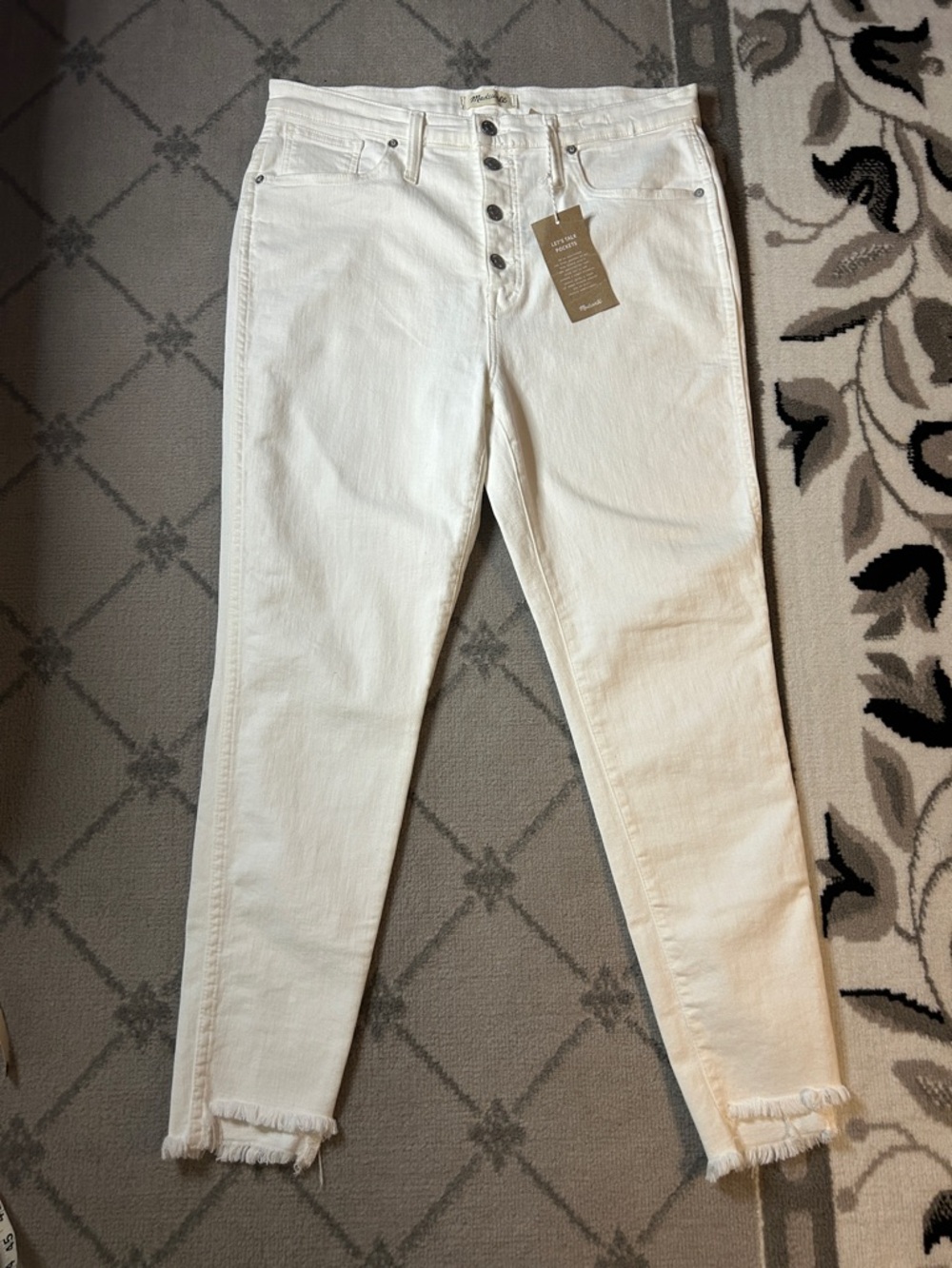 Madewell 10” High-Rise Off-White Button-Fly Skinny Jeans with Frayed Hem
